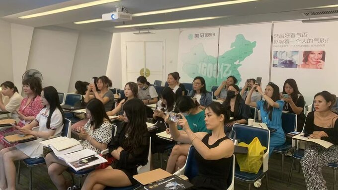 廣西百色微整形學(xué)習(xí)指南 在線咨詢助力專業(yè)成長之路